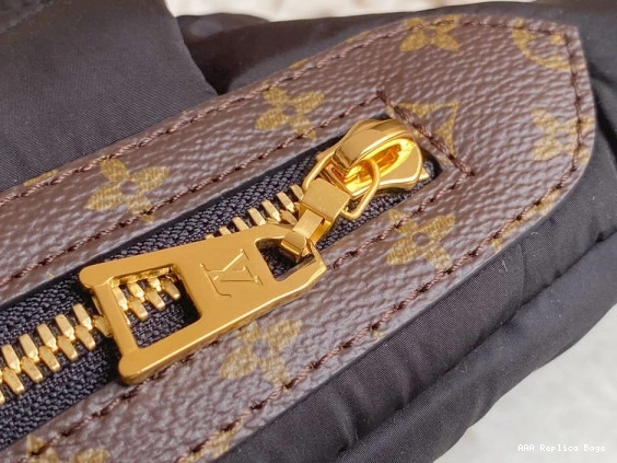 Aaa replica bags VUITTON MAXI LOUIS BUMBAG 0715
